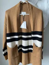 Sweaters & Knits image