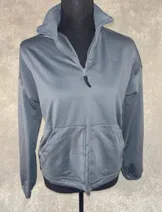 Sweaters & Knits image