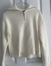 Sweaters & Knits image