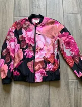 Jackets & Coats image