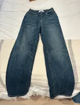 Jeans & Denim image