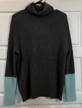 Sweaters & Knits image