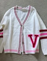 Sweaters & Knits image