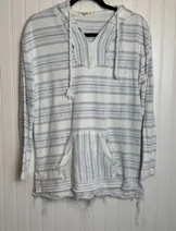 Sweaters & Knits image