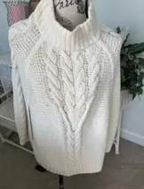 Sweaters & Knits image