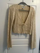 Sweaters & Knits image