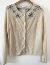 Sweaters & Knits image