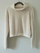 Sweaters & Knits image