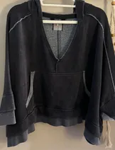 Sweaters & Knits image