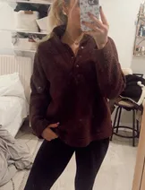 Jackets & Coats image