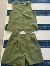 Jackets & Coats image