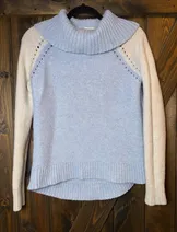 Sweaters & Knits image