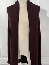 Sweaters & Knits image