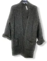 Sweaters & Knits image