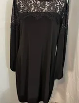 Dresses image