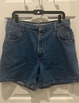 Shorts image