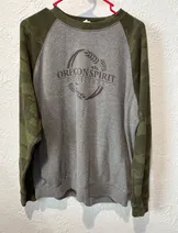 Sweaters & Knits image