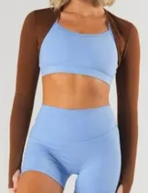 Sweaters & Knits image