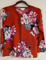 Sweaters & Knits image