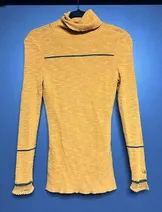 Sweaters & Knits image