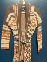 Sweaters & Knits image