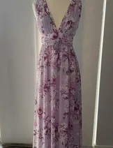 Dresses image