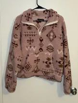 Sweaters & Knits image