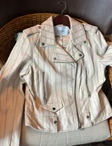 Jackets & Coats image