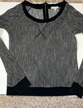 Sweaters & Knits image