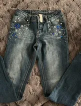 Jeans & Denim image