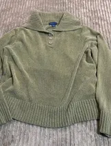 Sweaters & Knits image