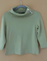 Sweaters & Knits image