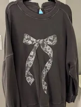 Sweaters & Knits image