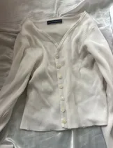 Sweaters & Knits image