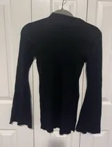 Sweaters & Knits image