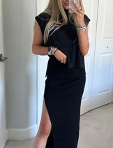 Sweaters & Knits image