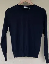 Sweaters & Knits image