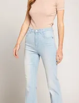 Jeans & Denim image