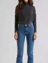 Sweaters & Knits image