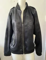 Jackets & Coats image