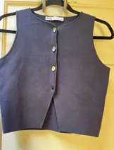 Sweaters & Knits image