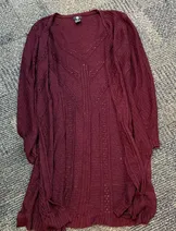 Sweaters & Knits image