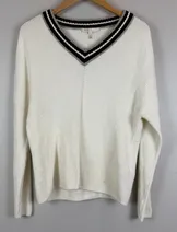 Sweaters & Knits image