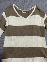 Sweaters & Knits image