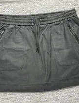 Shorts image