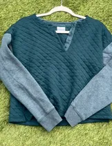 Sweaters & Knits image