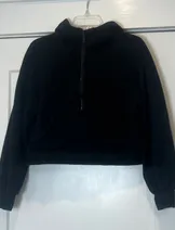 Sweaters & Knits image