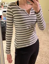 Sweaters & Knits image