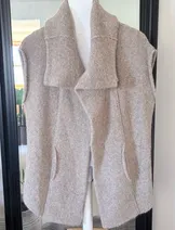 Sweaters & Knits image