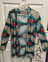 Sweaters & Knits image